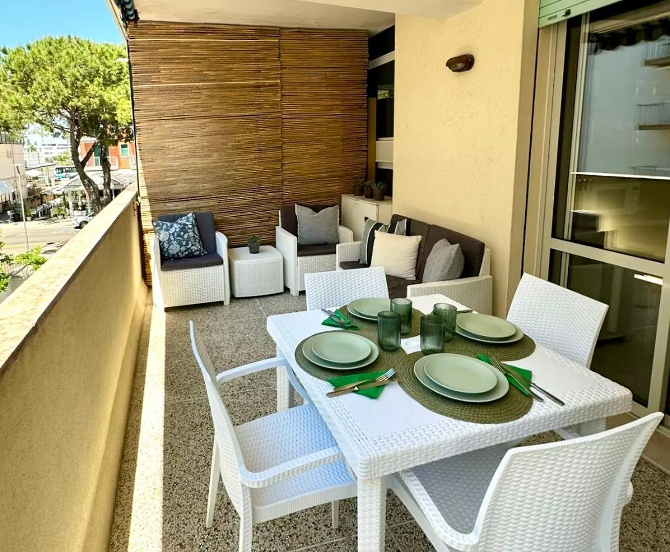 Appartamento Luminoso Vista Mare Lido di Jesolo Apartment